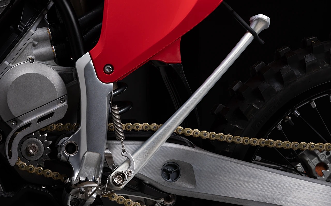 yvSU43Gq5d_Side stand.jpg